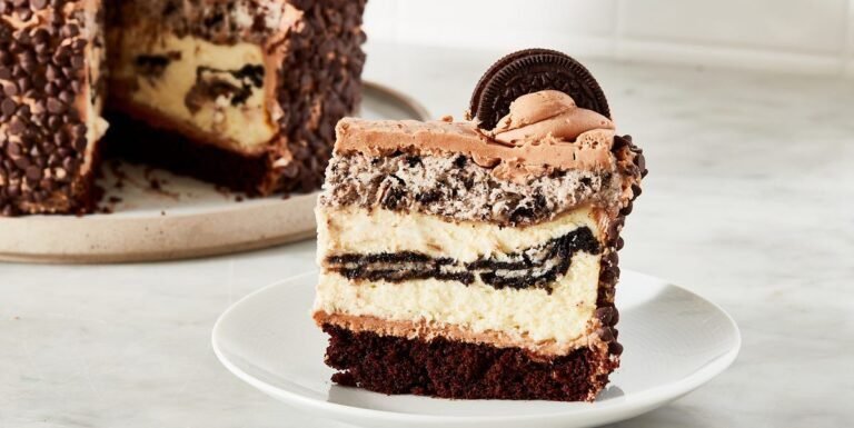 Best Cheesecake Factory Oreo Cheesecake Recipe.jpg