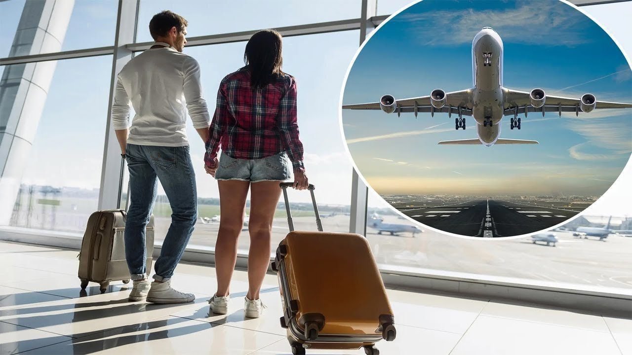 Airplane travel: Flight Booking