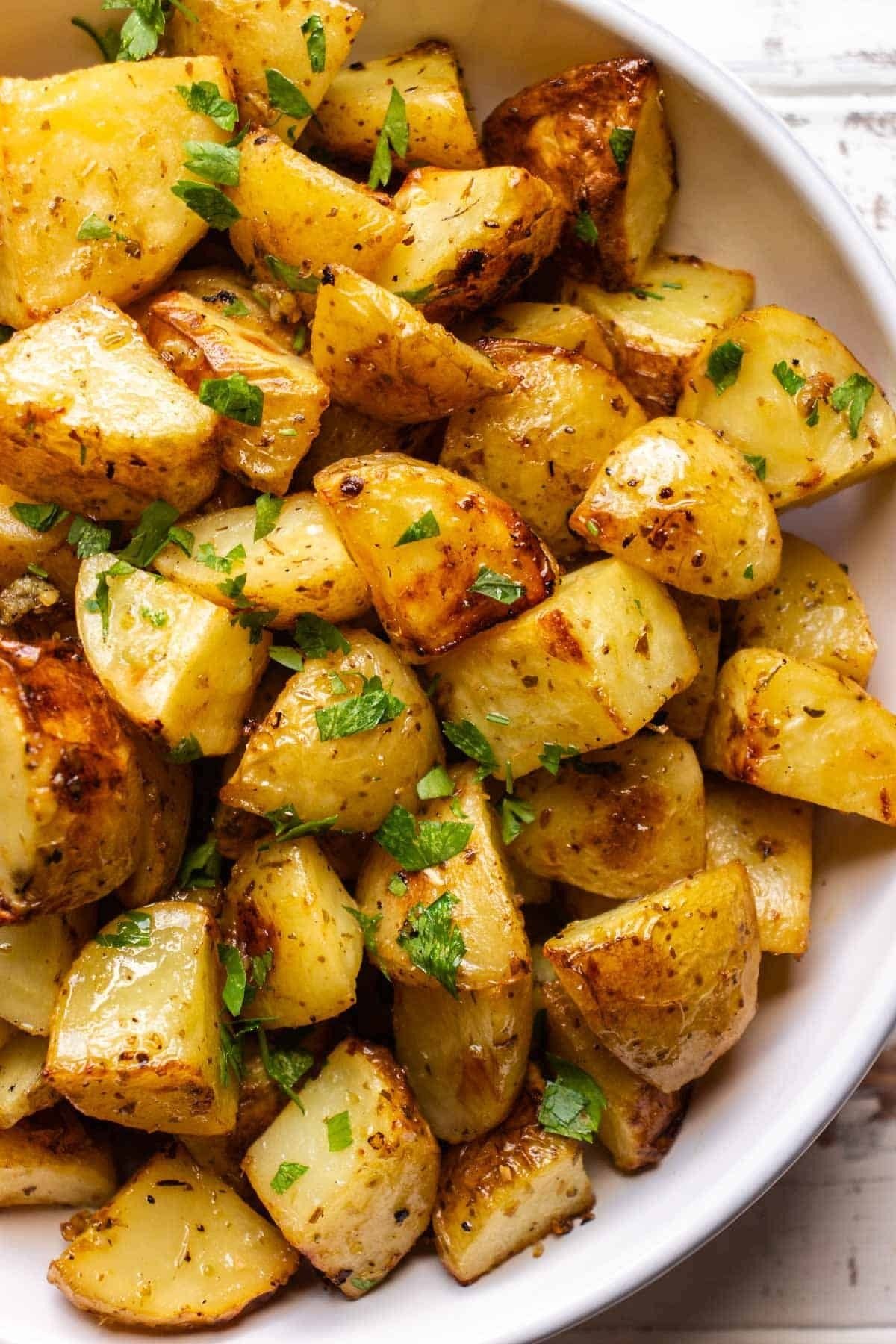 Roasted Mediterranean Potatoes With Lemon And Oregano