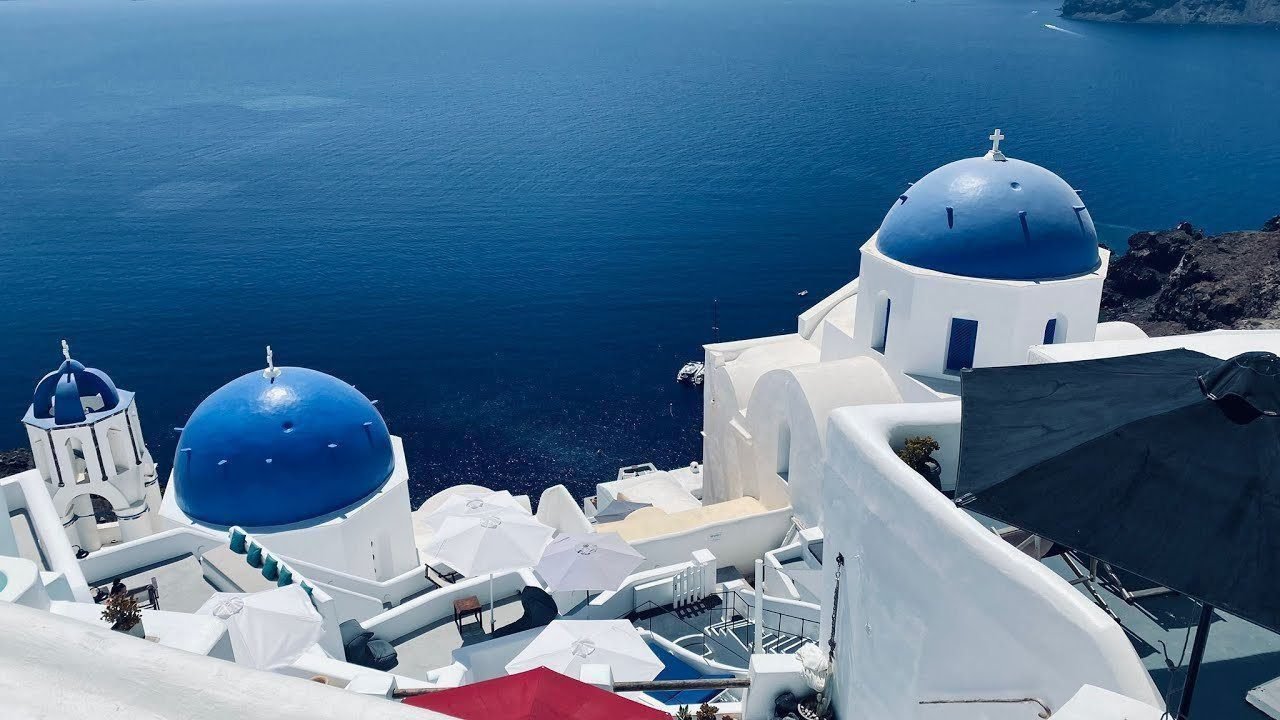 Discover Santorini