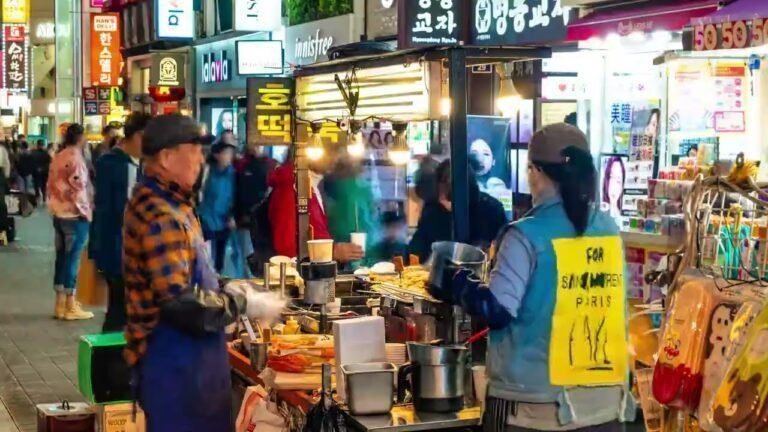 Streets | Roads | Night life | Korea |