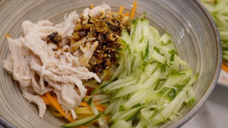 Chinese Food Chili Oil Noodles