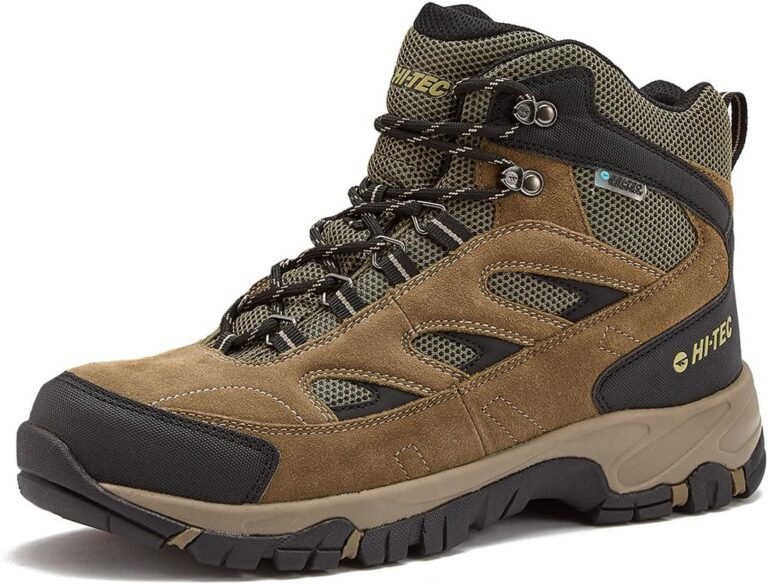 Travel boots for hiking
