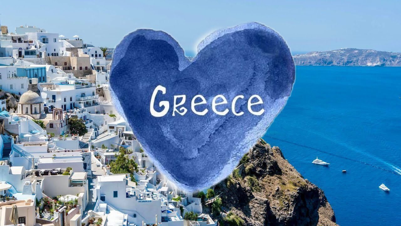 Travel the Greek Islands: Visit the ancient ruins of Knossos