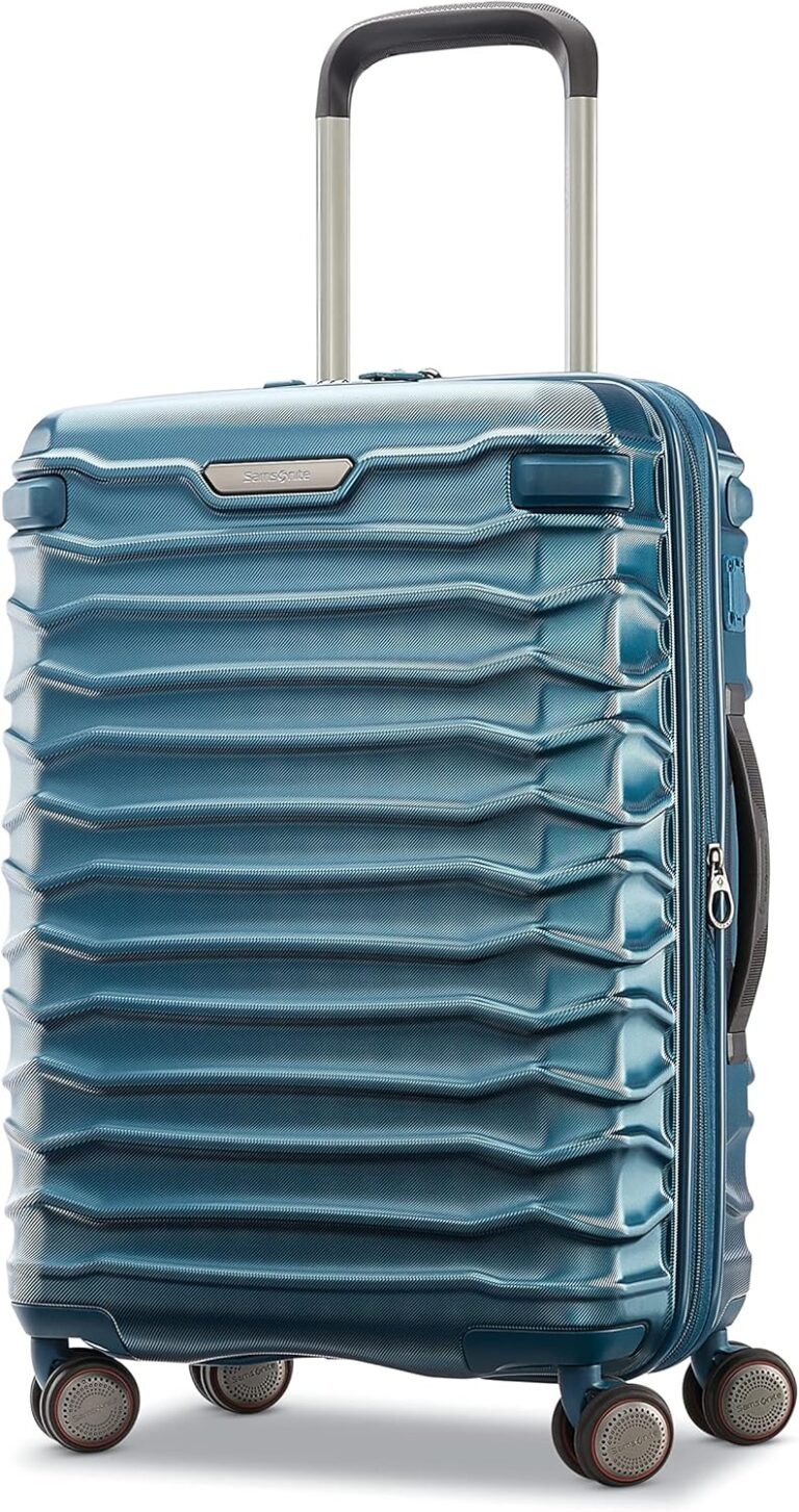 Lightweight travel suitcase