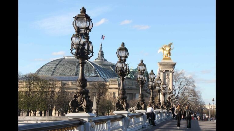 solo travel: Travel Safety