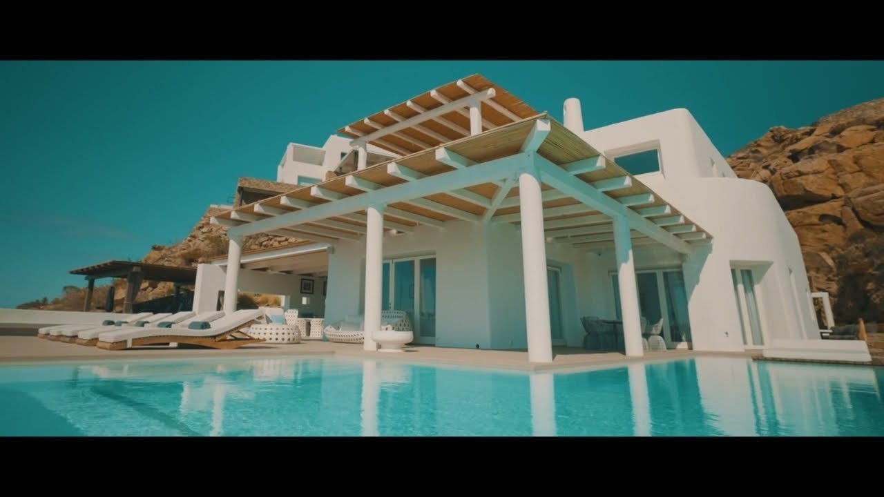 Island travel: Luxury Villas