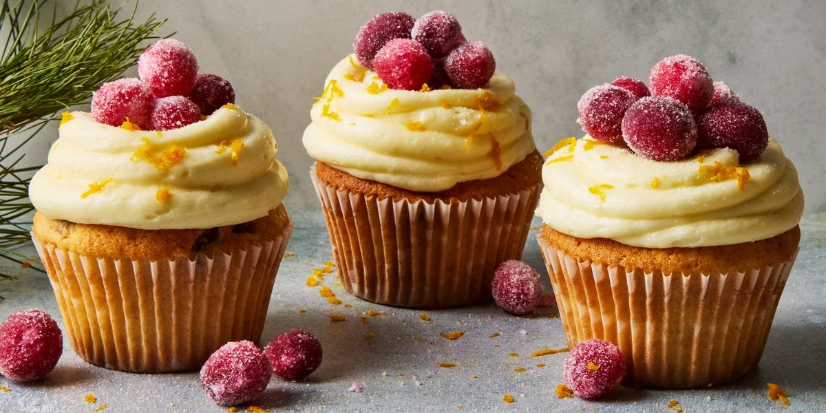 Best Cranberry Bliss Cupcakes Recipe.jpg