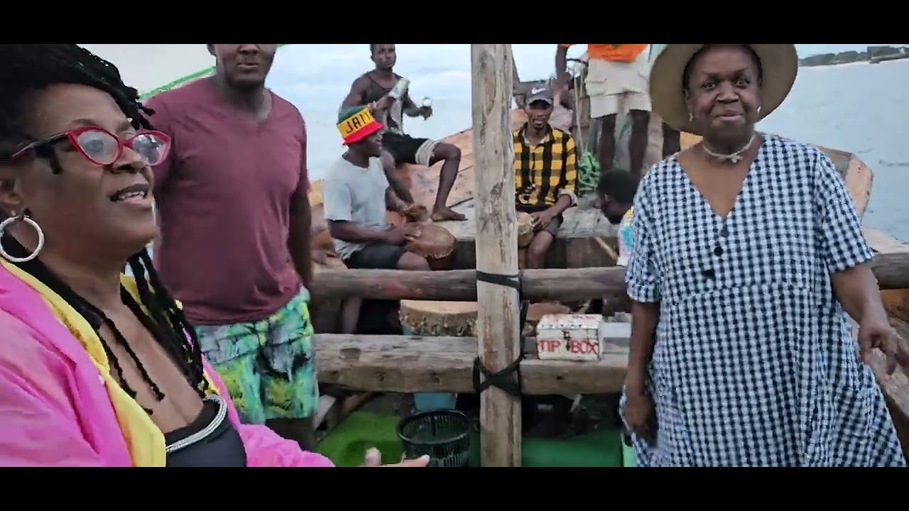 Island travel: Sunset Cruises