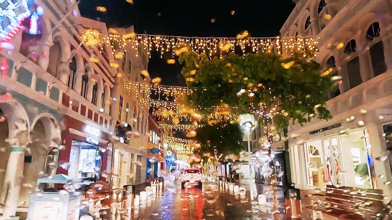 Island travel: Nightlife Experiences