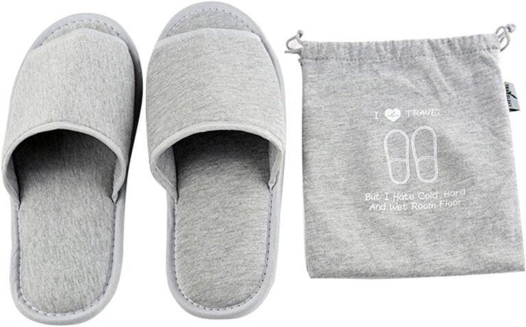 Travel slippers for hotels