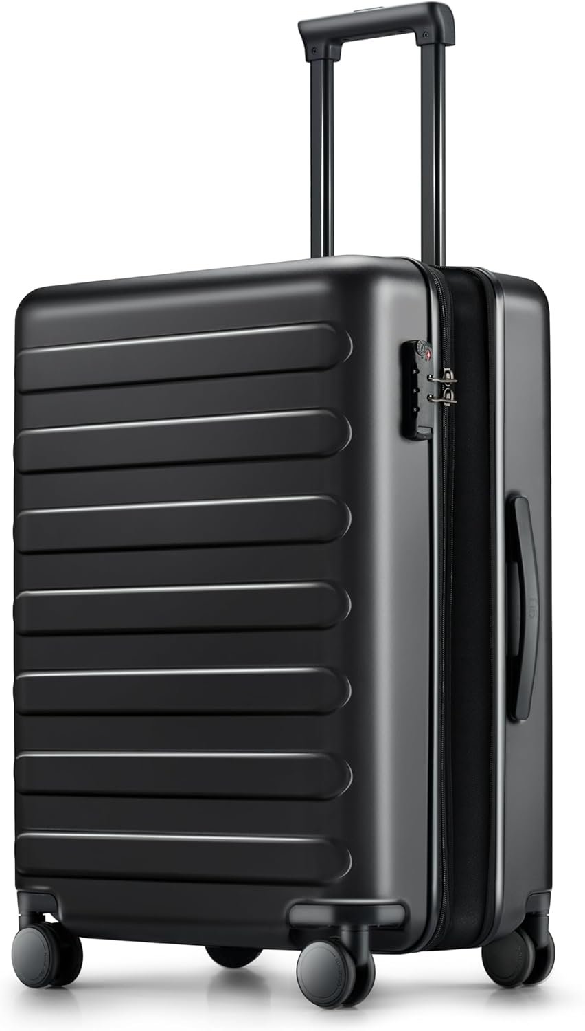 Expandable suitcase