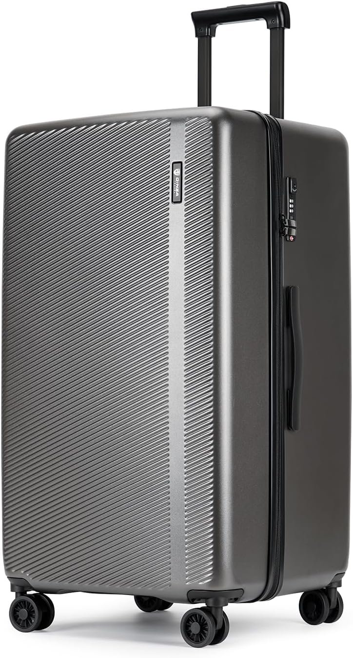 Travel trunk with wheels