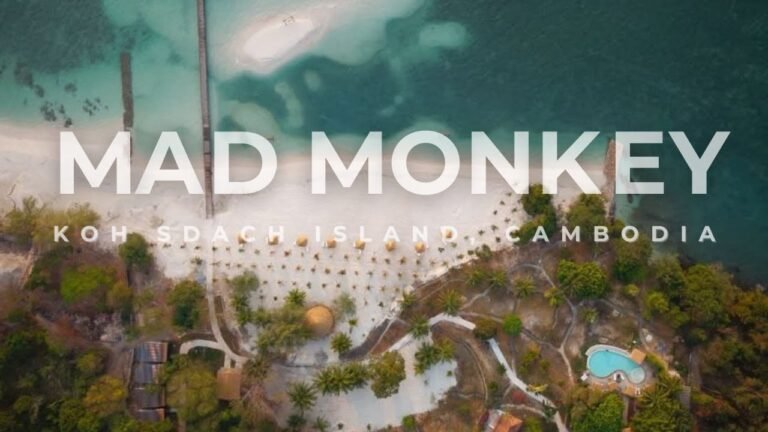 Island travel: Island Escapes