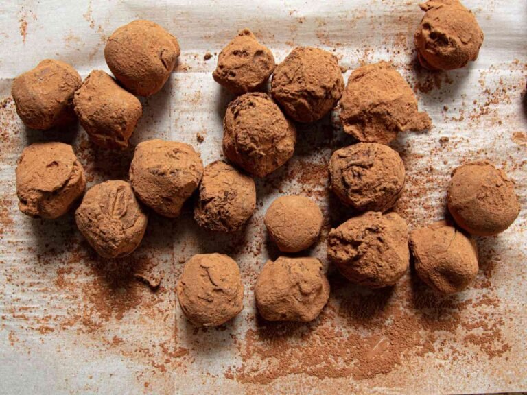 Make 2-Ingredient Chocolate Truffles With This Dead Simple Ganache