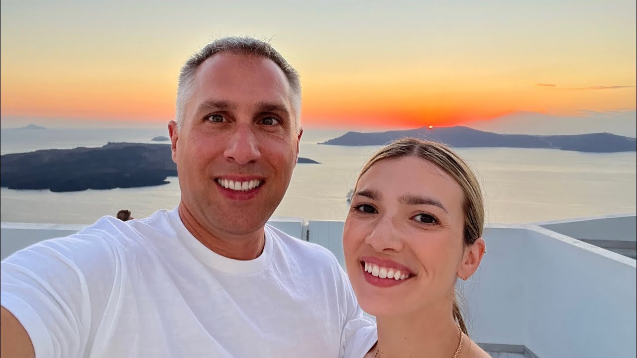 Discover Santorini