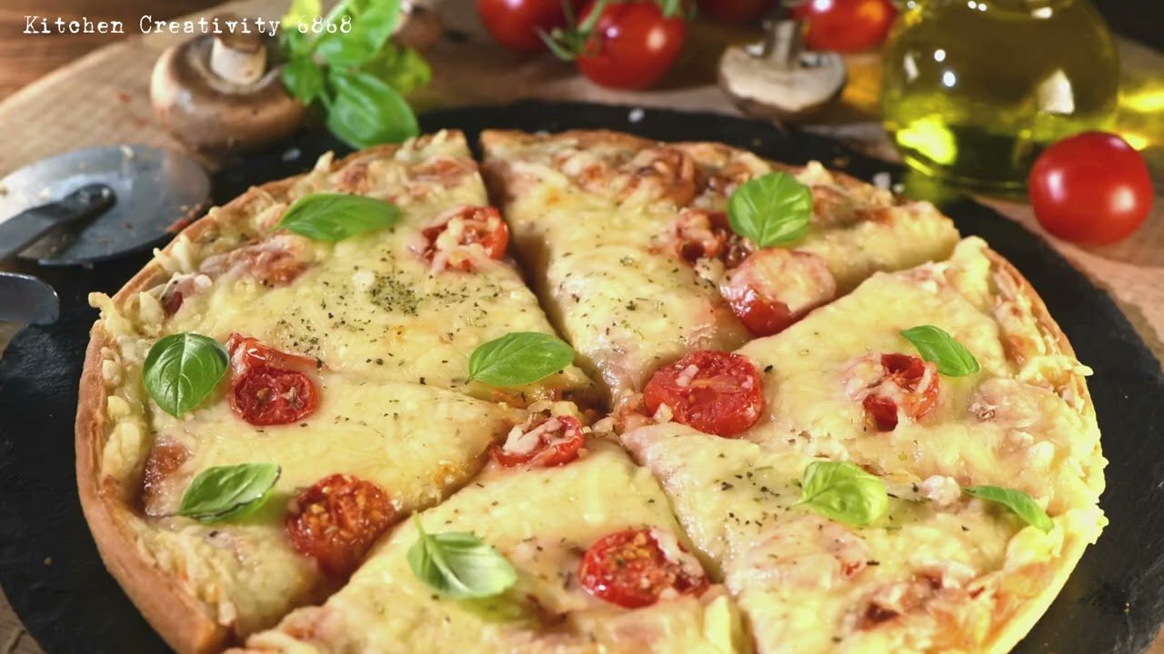 Italian Food Margherita Pizza