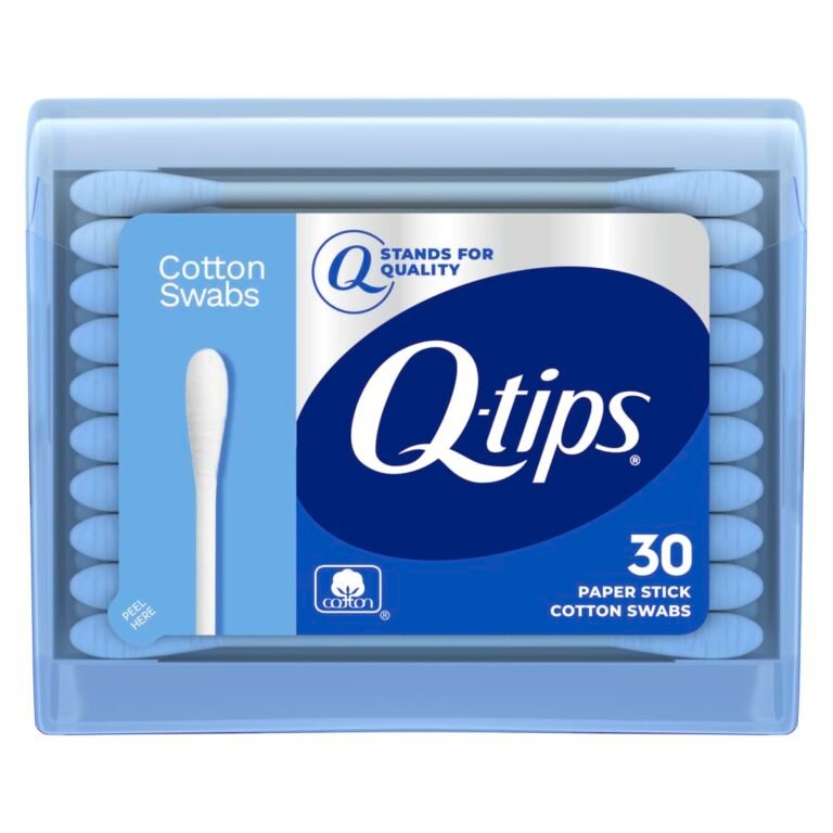 Cotton swabs and pads travel pack