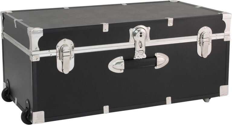 Travel trunk with wheels
