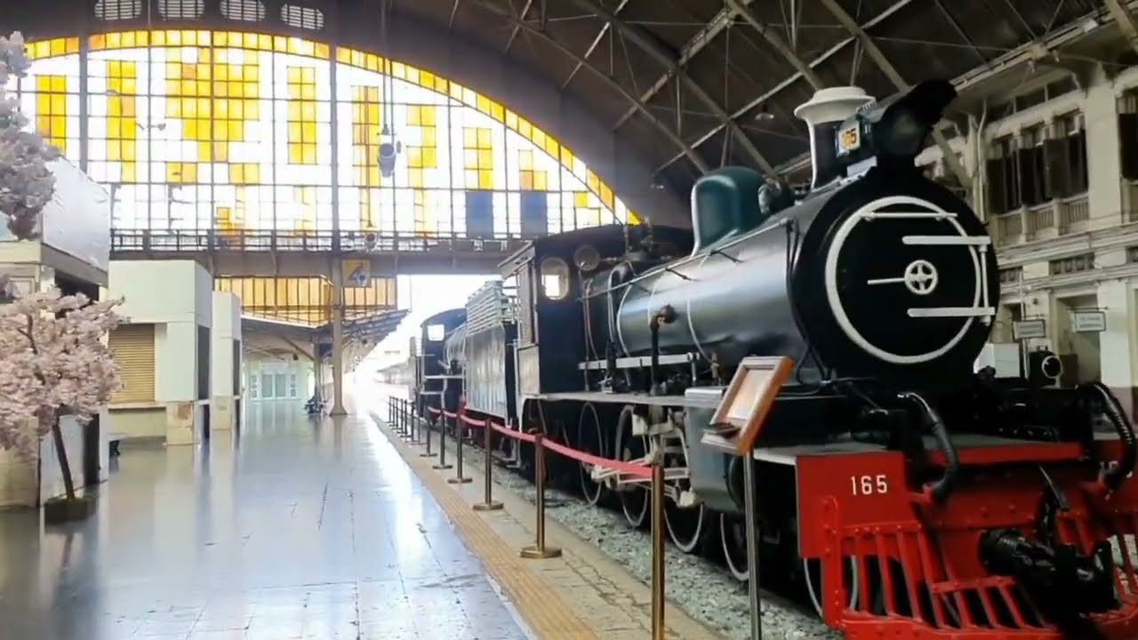 Train travel: Commuter Rail