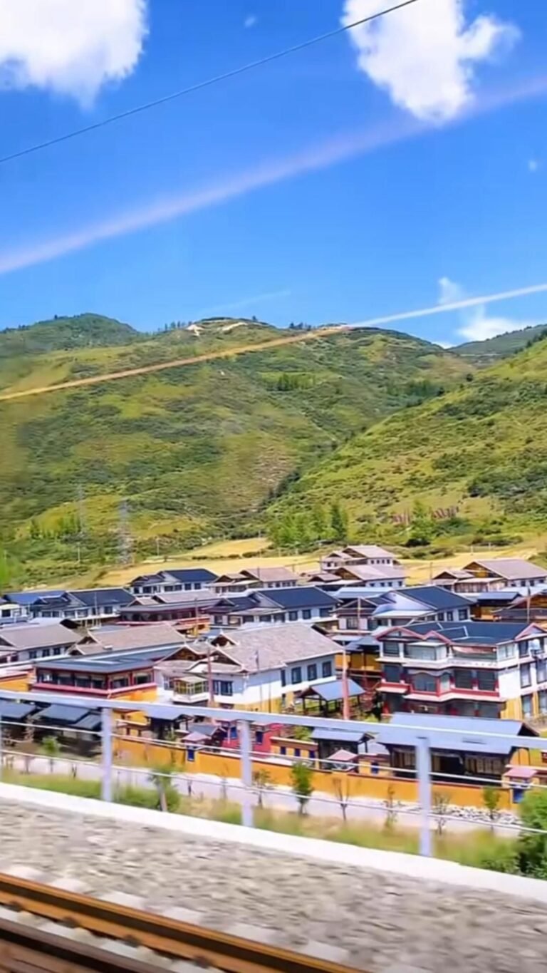 Chengdu to Jiuzhaigou High Speed Train - Best Way to Jiuzhaigou