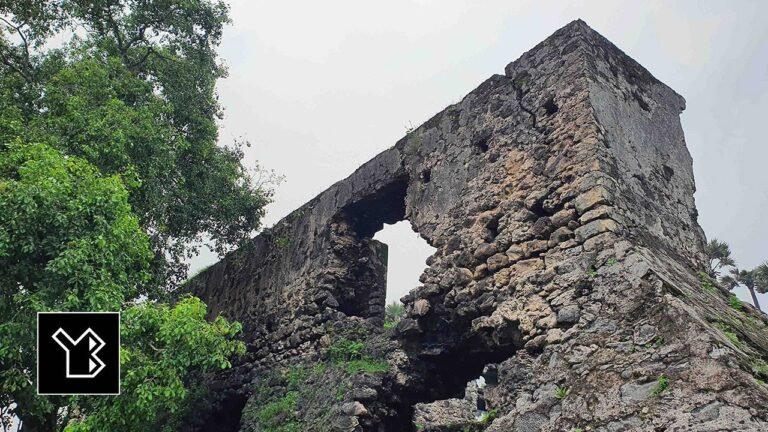 Island travel: Historical Landmarks