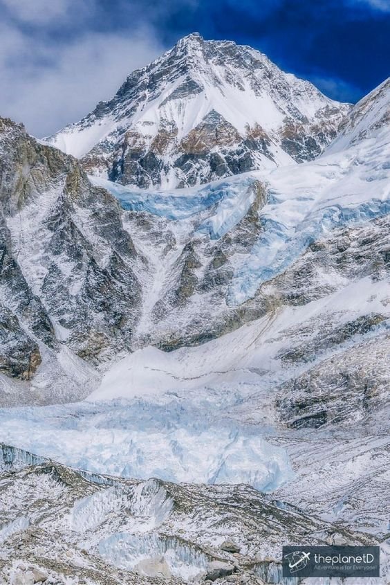 Everest Base Camp Trek - Ultimate Guide For 2024