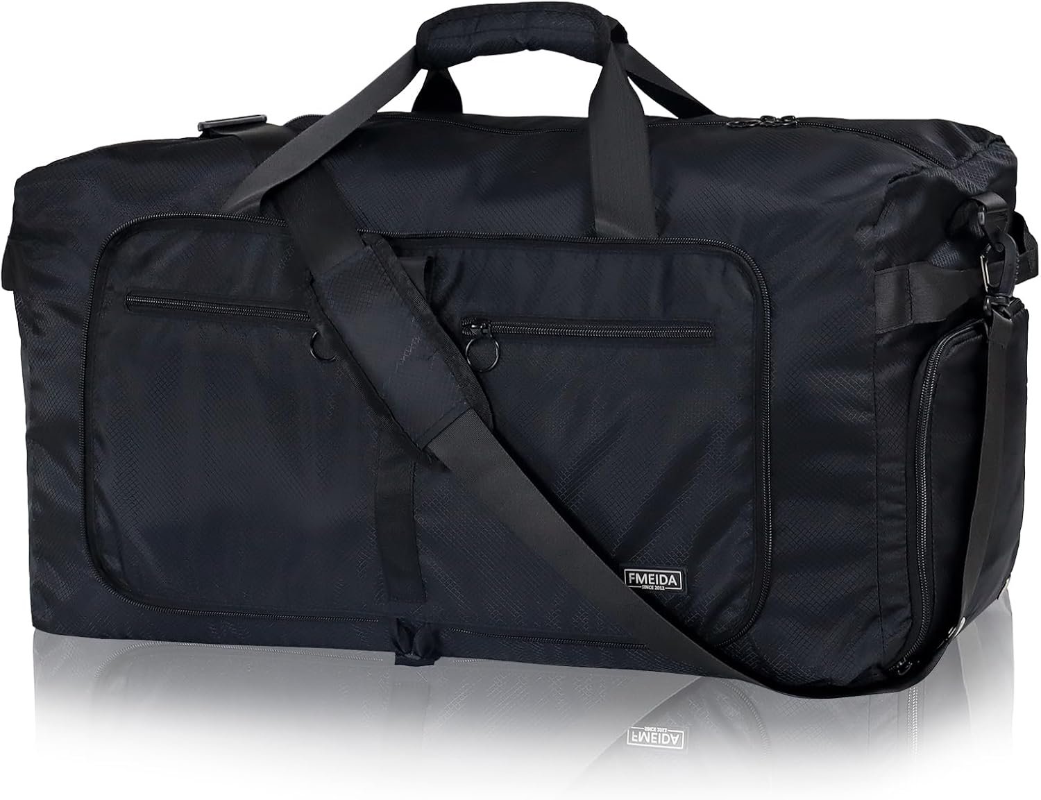 Duffel bag for travel