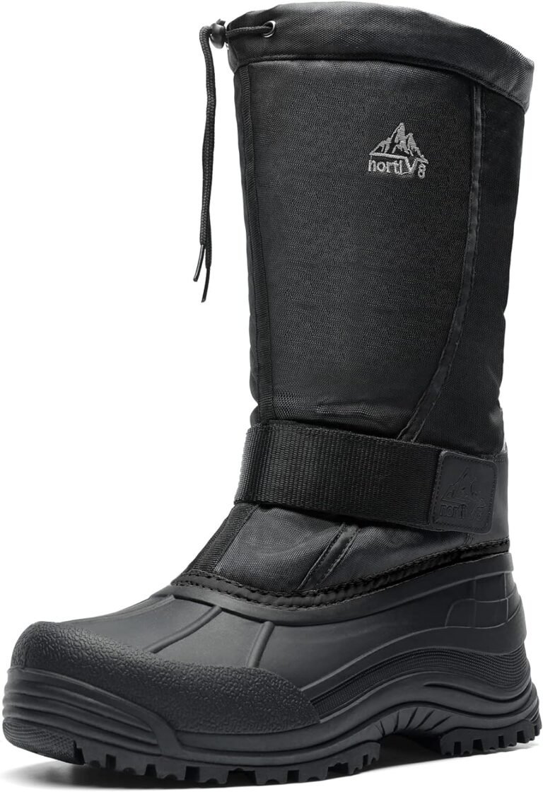 Insulated winter boots