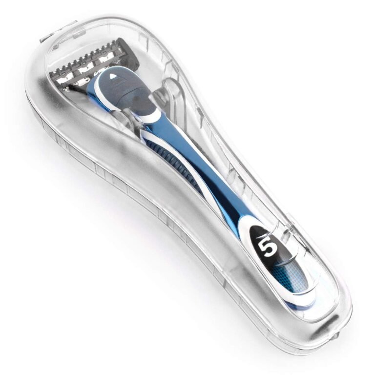 Portable razor with case