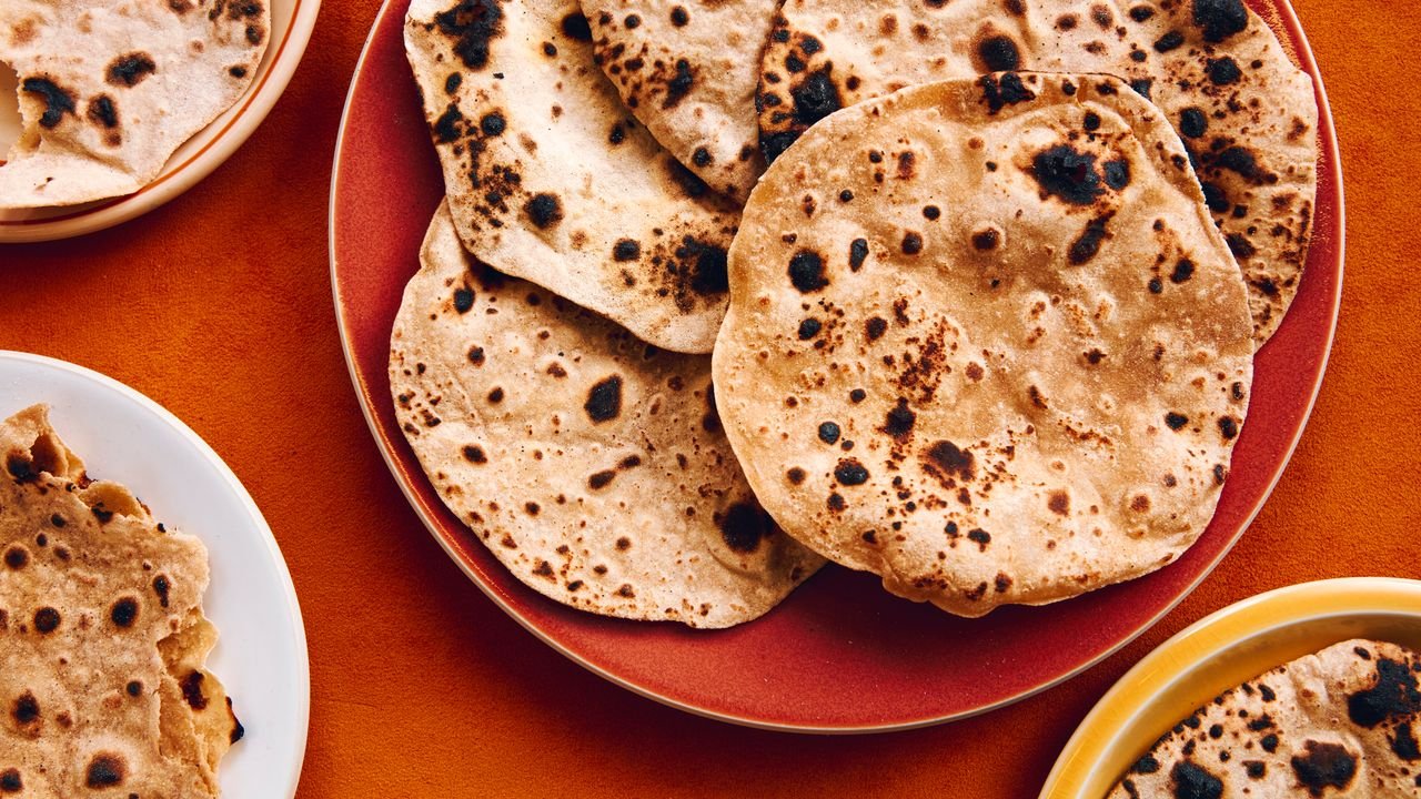 Roti (Easy Indian Flatbread) Recipe