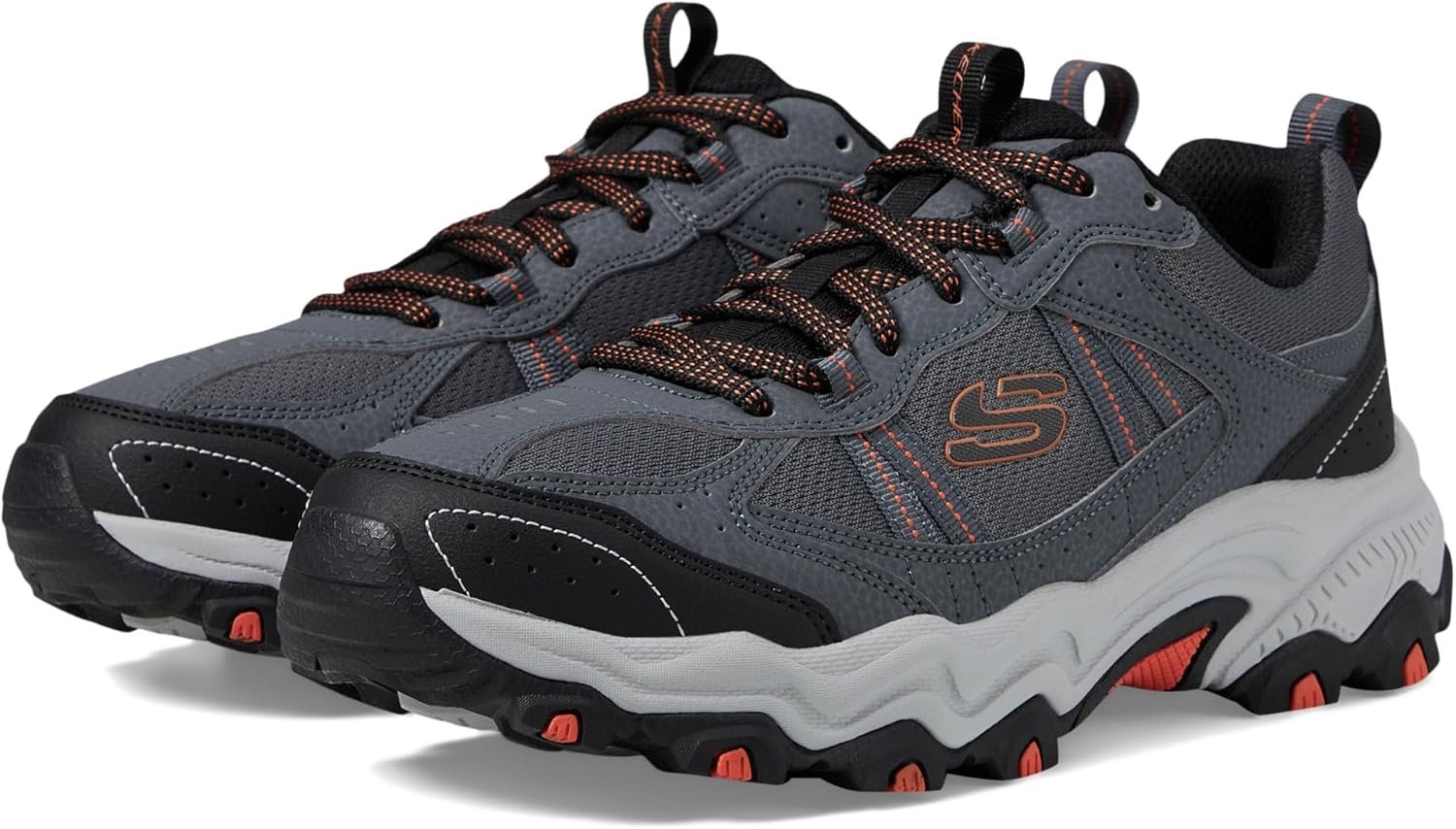 Durable trekking shoes