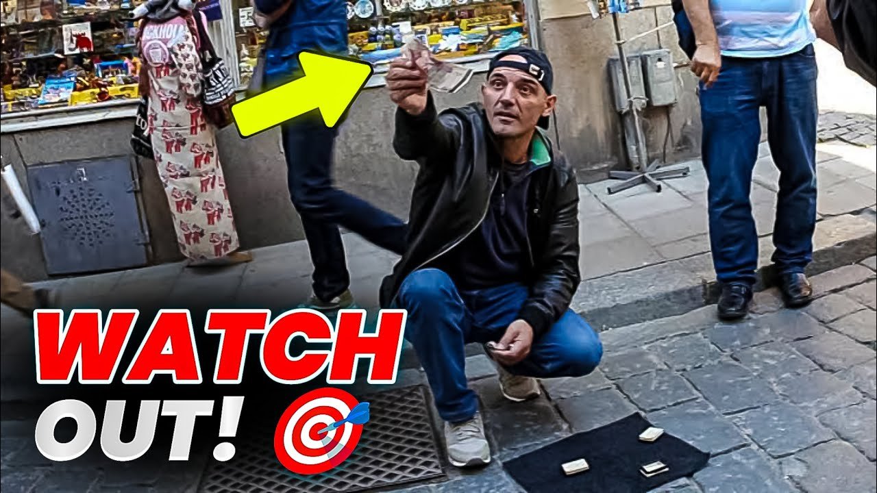 solo travel: Solo Travel Guides