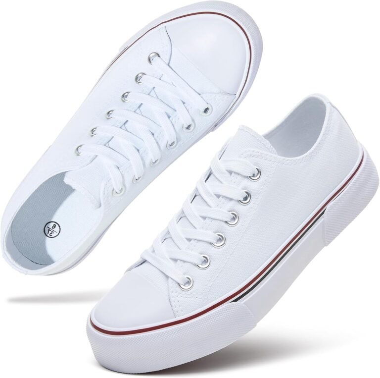 Lightweight canvas shoes