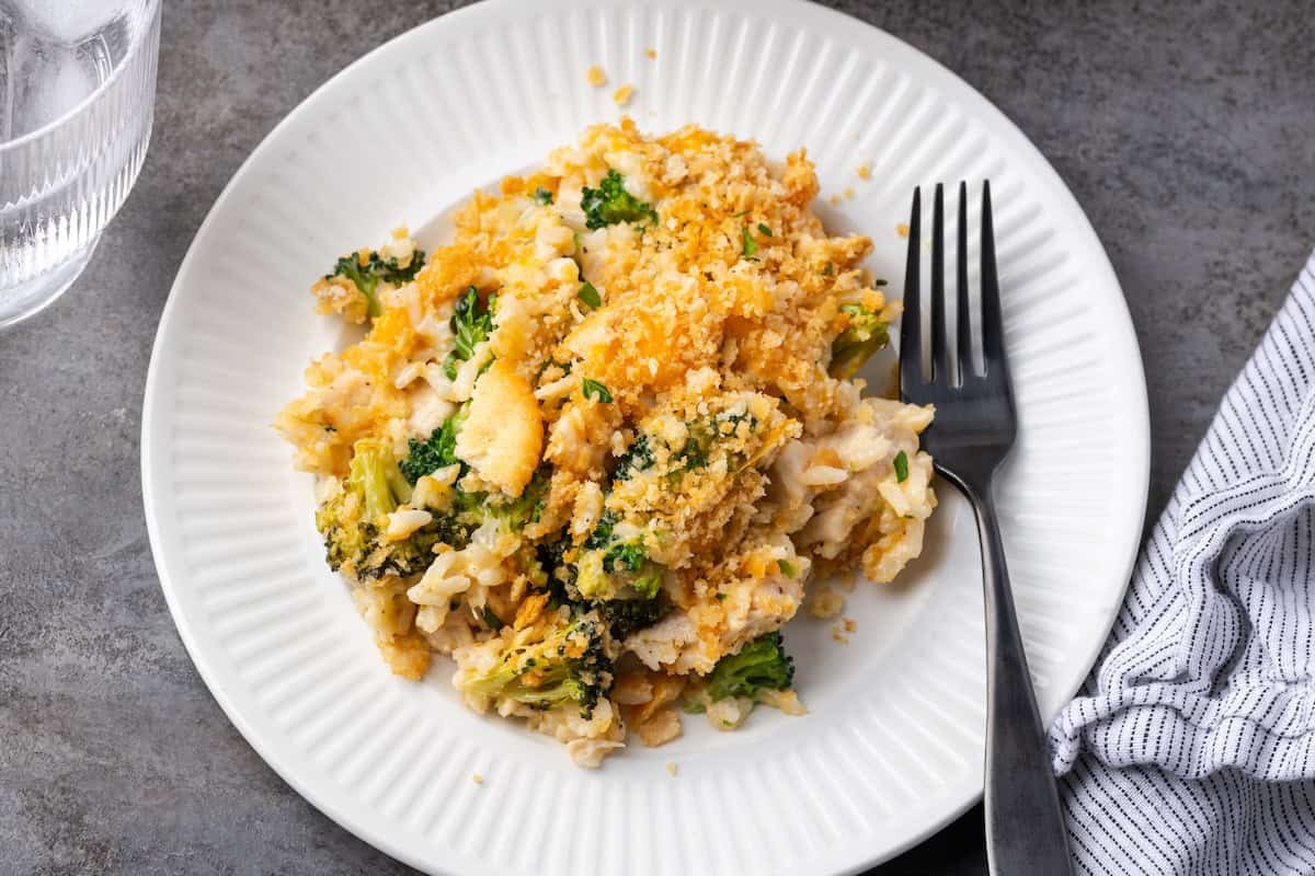 Chicken and Broccoli Casserole | Cookies & Cups