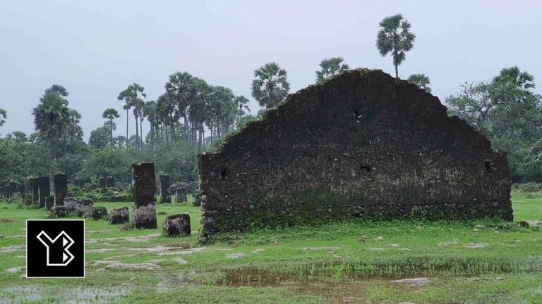 Island travel: Historical Landmarks