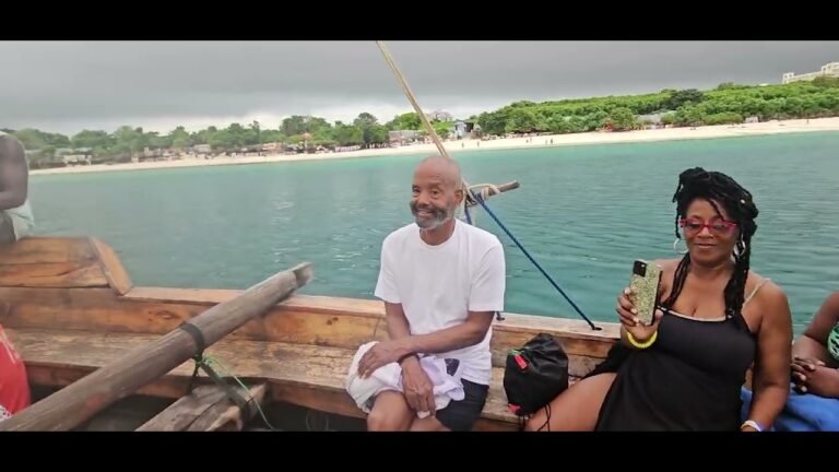 Island travel: Sunset Cruises