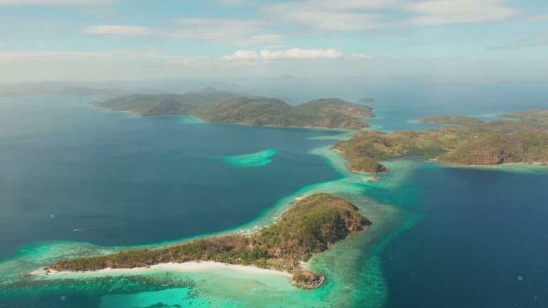 Island travel: Island Hopping