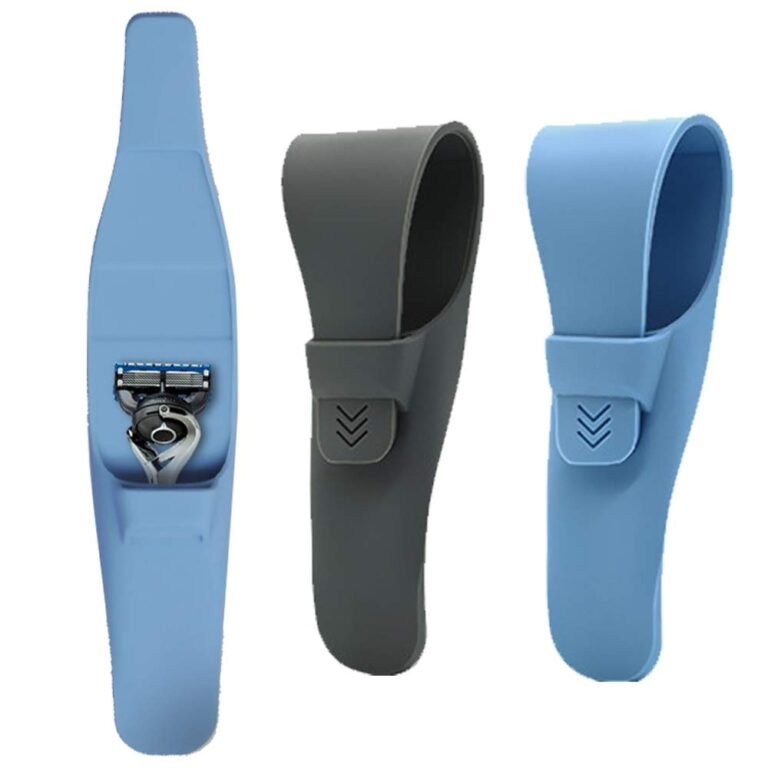 Portable razor with case