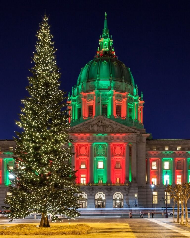 28 Top Places to Spend Christmas in California