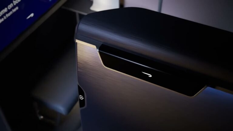 Airplane travel: Cabin Classes