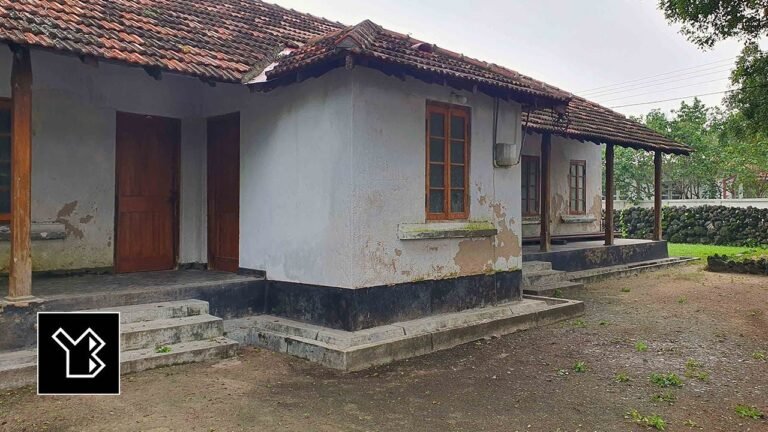 Island travel: Historical Landmarks