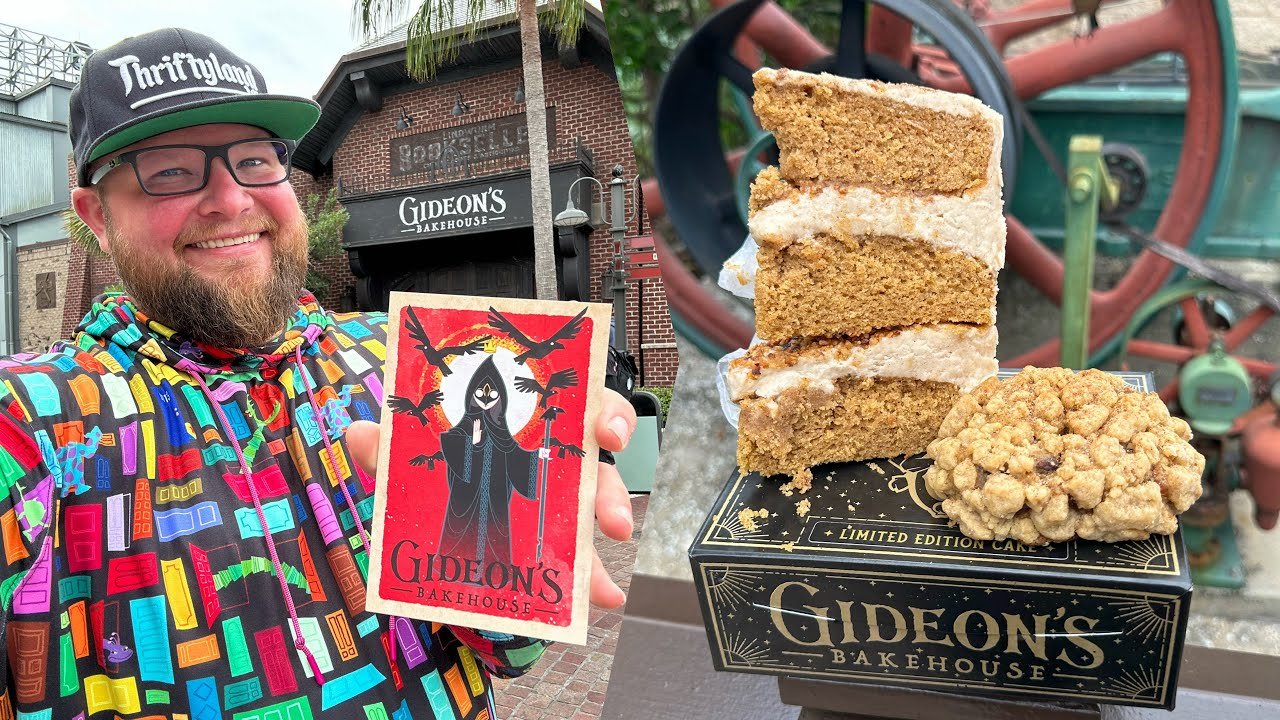 Disney Springs | NEW Gideon’s Pumpkin Cookie & Cake |