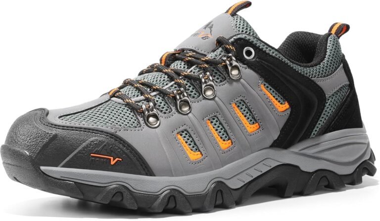 Durable trekking shoes
