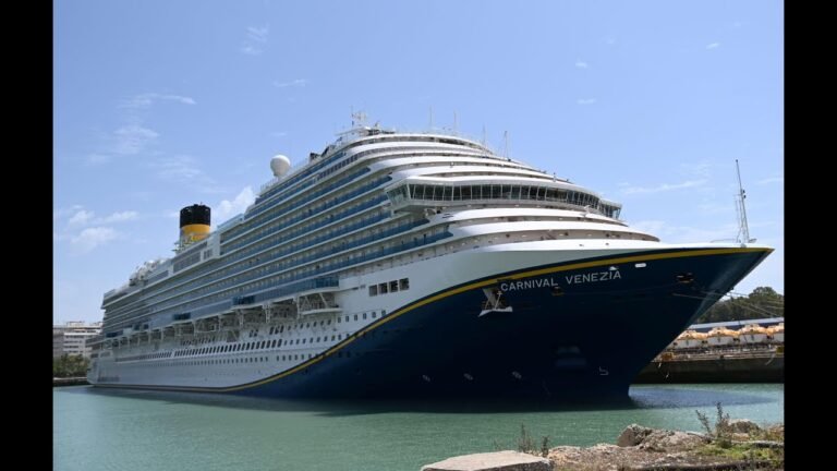 Ship travel: Cruise Lifestyle