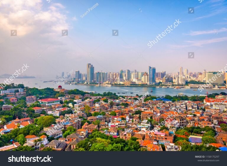 Xiamen China City Skyline Gulangyu Island Foto de stock 1158175297 | Shutterstock