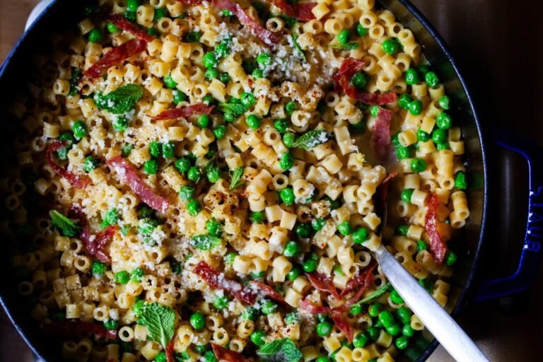 one-pan ditalini and peas