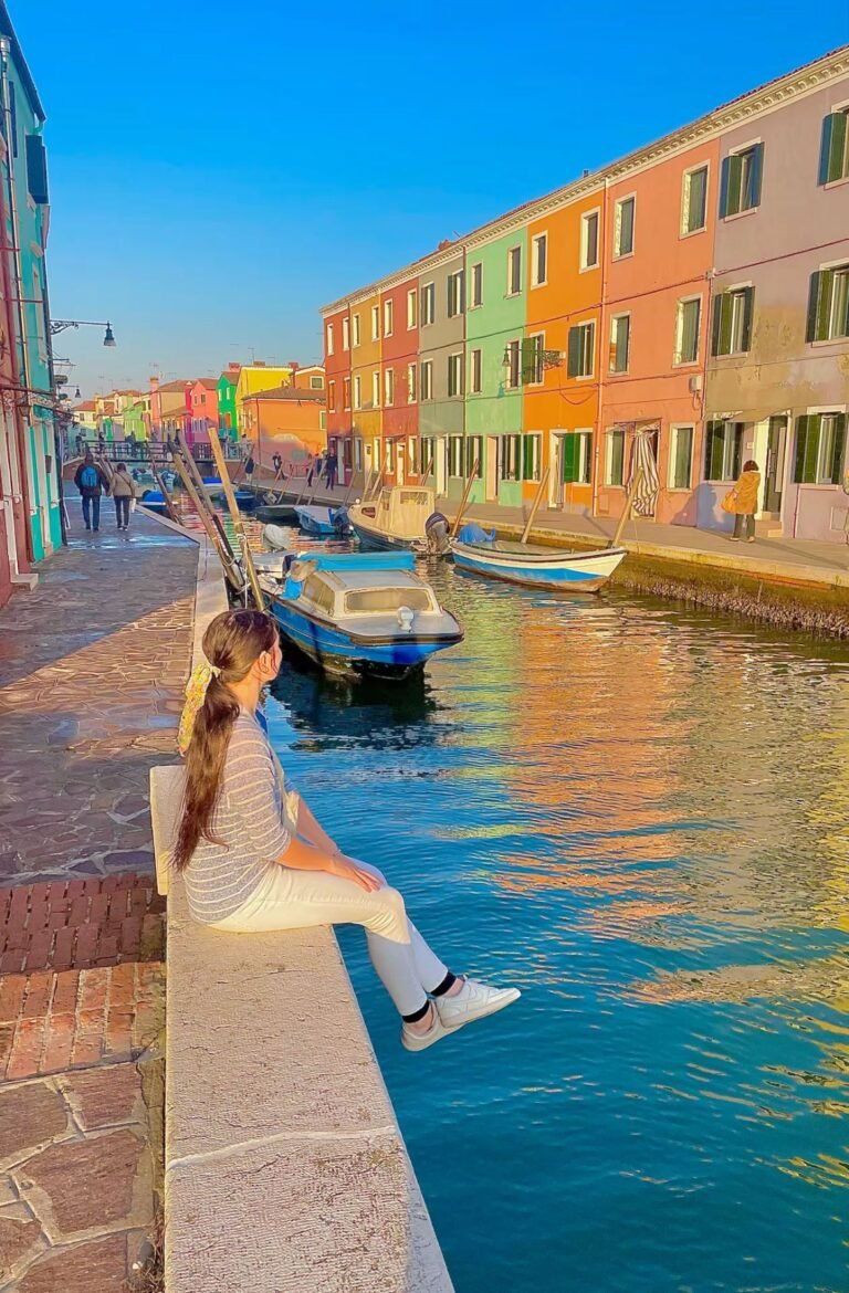 Burano Golden Hour ✨
