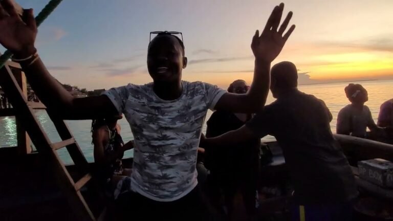 Island travel: Sunset Cruises