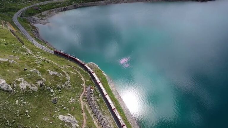 Train travel: Scenic Train Routes